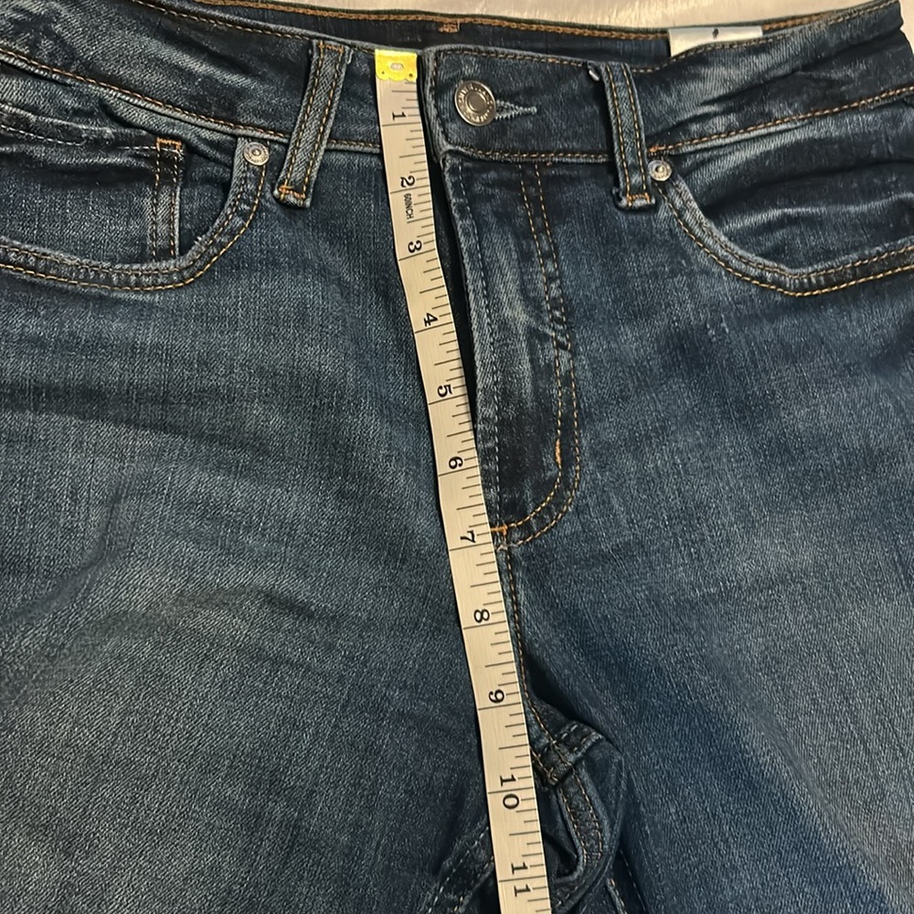 Silver Jeans Most Wanted Flare Mid Rise Jeans - Picture 7 of 7